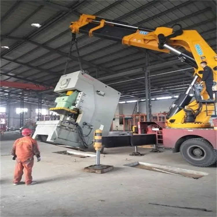 长葛80吨折臂吊车出租附近电话